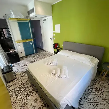 ゲストハウス Gaias 3*