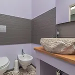 Gaias Guest house